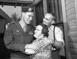 peashooter85:  The American Paratrooper Who Served in the Red Army During World War II. When the United States entered World War II in 1941, Joseph R. Beyrle enlisted in the US Army and volunteered for the elite paratrooper service.  After completing