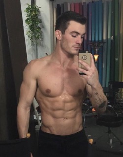 sexyfantasybro:  