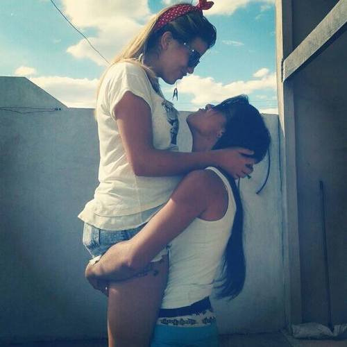 the-inspired-lesbian:  lovely lesbians 