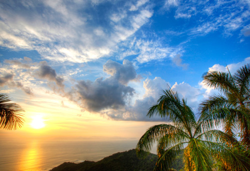 Playa Herradura sunset Another Pacific sunset, this one taken in Playa Herradura, one of the country