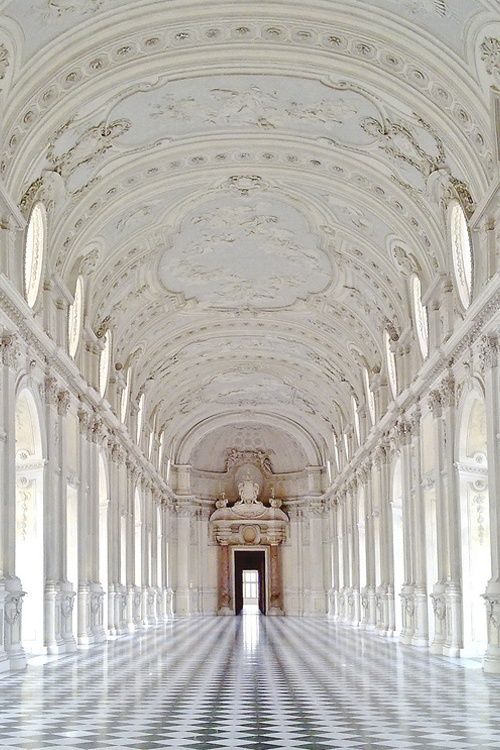 una-lady-italiana:   La galleria della luce -  Reggia di  Venaria Reale(Torino-Italy).