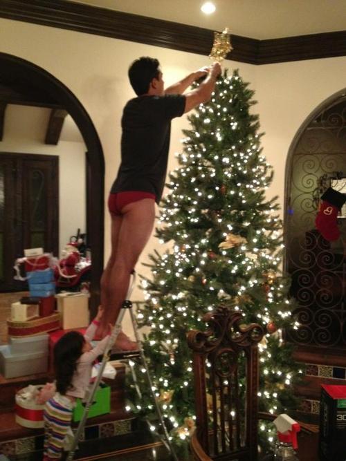 tumblinwithhotties:  Mario Lopez topping his tree in his undies