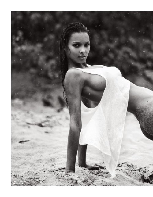 XXX LAIS RIBEIRO (Brazil) - LUI MAGAZINE (France)Â  photo