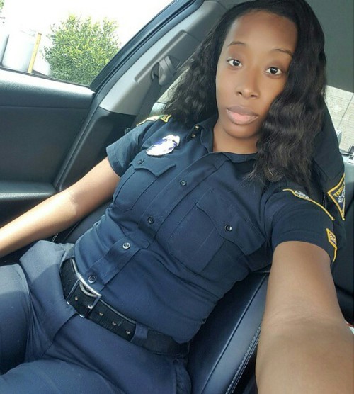cheesexchocolate:  Follow our hash tag #ThickThursday for more post