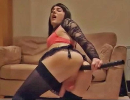 ladyboyfunny:  