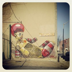 girlfriend-is-better:  #pixelpancho #mural