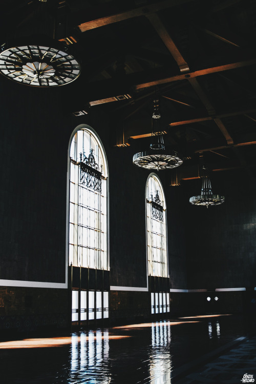 thecraziethewizard:  by Jeremiah Probodanu