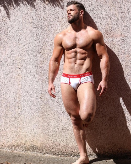 crazyboysforboysmensandhair:  https://crazyboysforboysmensandhair.tumblr.com/archive