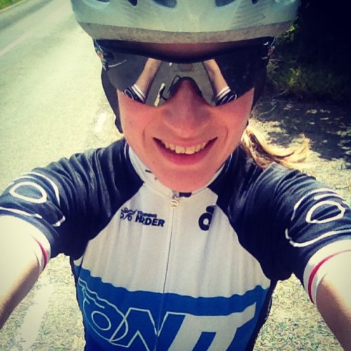 charliemei88: Post exam celebratory spin! Proudly wearing my @ONIT_WRT Jersey ☺️ #sunshine #bike#cyc