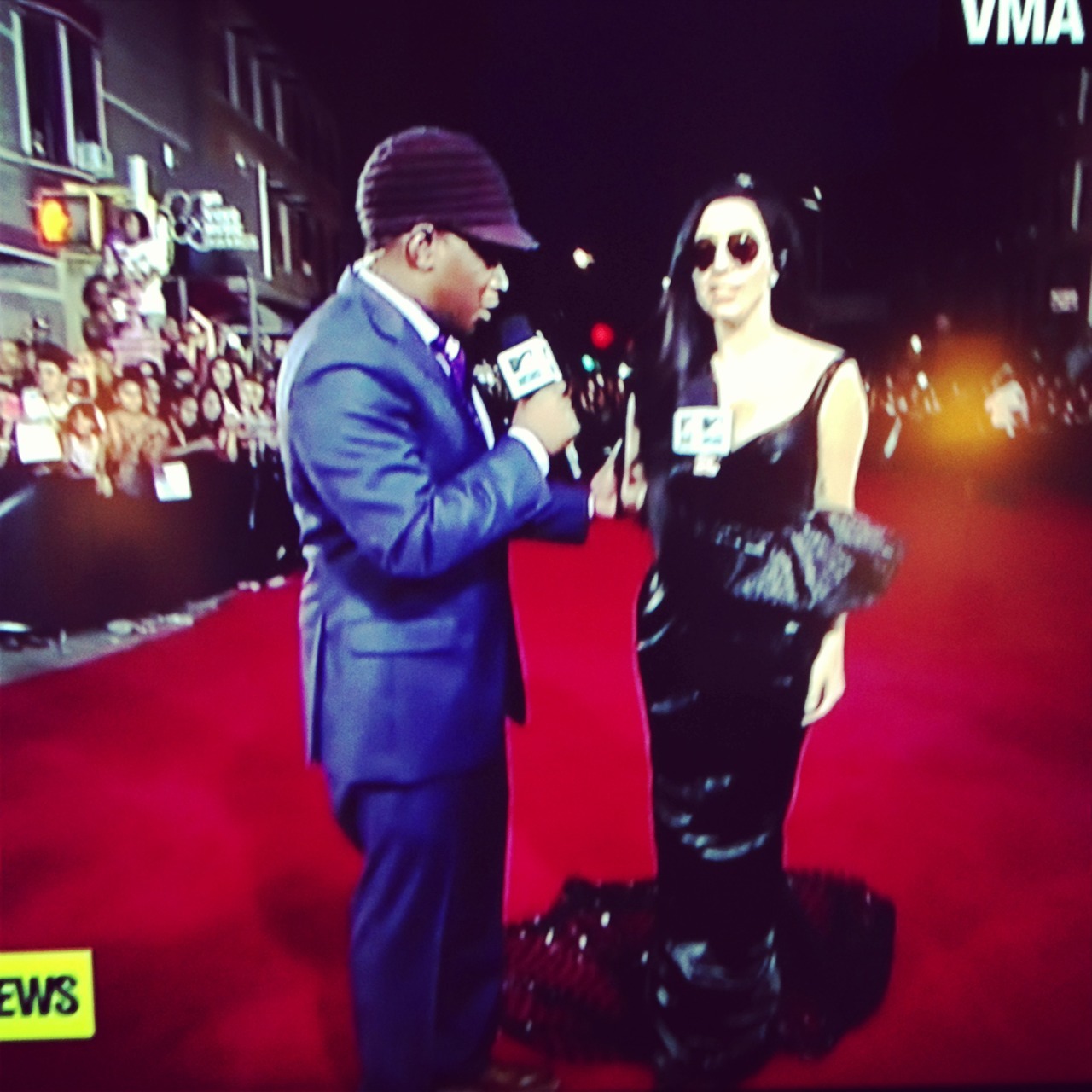 gagaloonews:  GAGA ON THE CARPET 