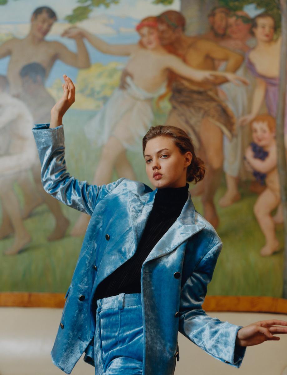 midnight-charm: “She’s Electric” Lindsey Wixson photographed by Letty Schmiterlow