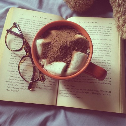 thecatsaysmiaw: Afternoons… #book #books #bookstagram #bookporn #igreads #instabook #goodread