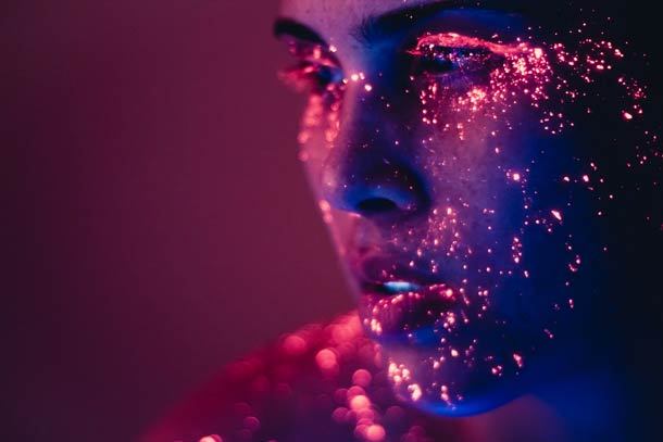 martinekenblog:  “NEON“, an awesome and amazing series of light portraits by