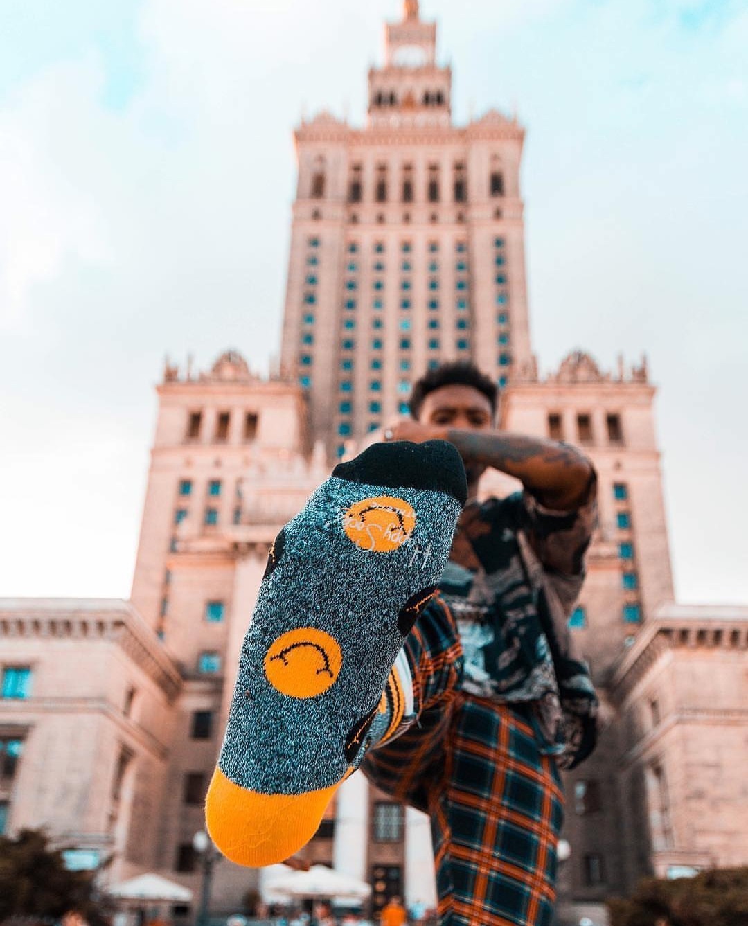 socksandskin:https://socksandskin.tumblr.com/