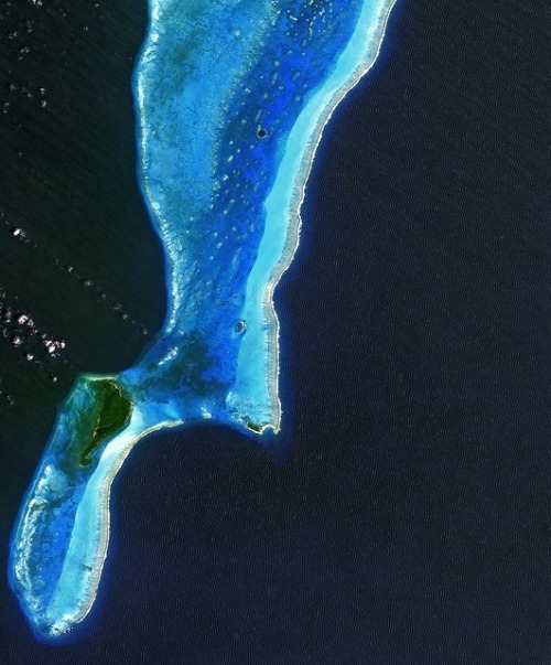 Blue Hole from spaceThe Great Blue Hole off the coast of Belize (see http://on.fb.me/1KbMC2M and htt