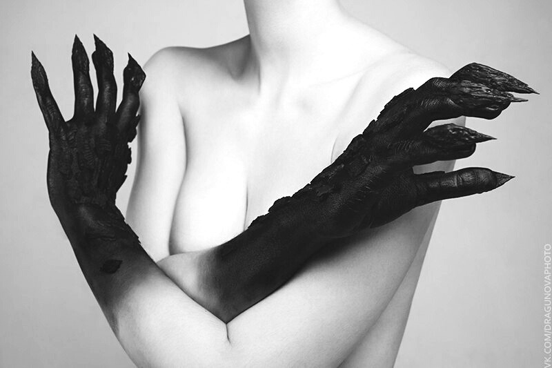 socialpsychopathblr:By Rina Dragunova