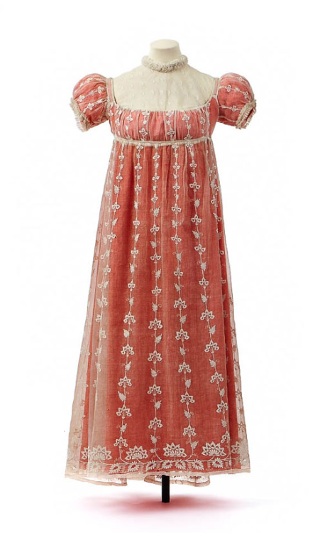 fripperiesandfobs: Town dress with chemisette owned by Empress Josephine, First Empire From the Chat
