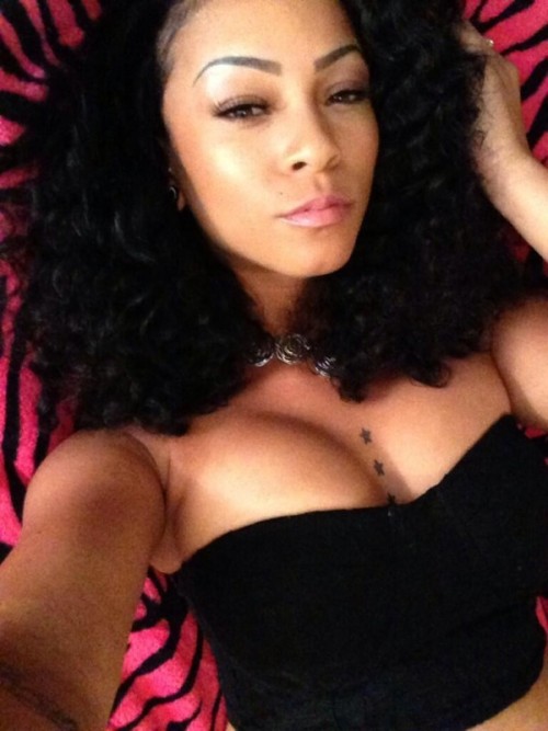mercedesmorr:  I look too goood :)