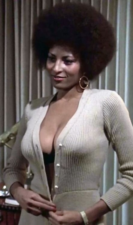 Porn papa-mint:  ✨ Pam Grier ✨ photos