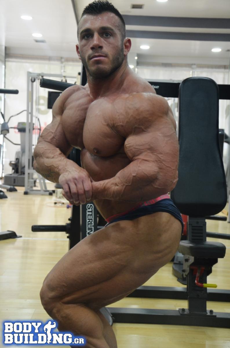 roidedmusclebullswithemptyposers:  wrestlehead: musclehotguys: Giwrgos Matrakos Giorgos