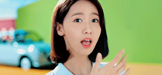 onlysoshi:Yoona can persuade me to buy anything with her aegyo~
