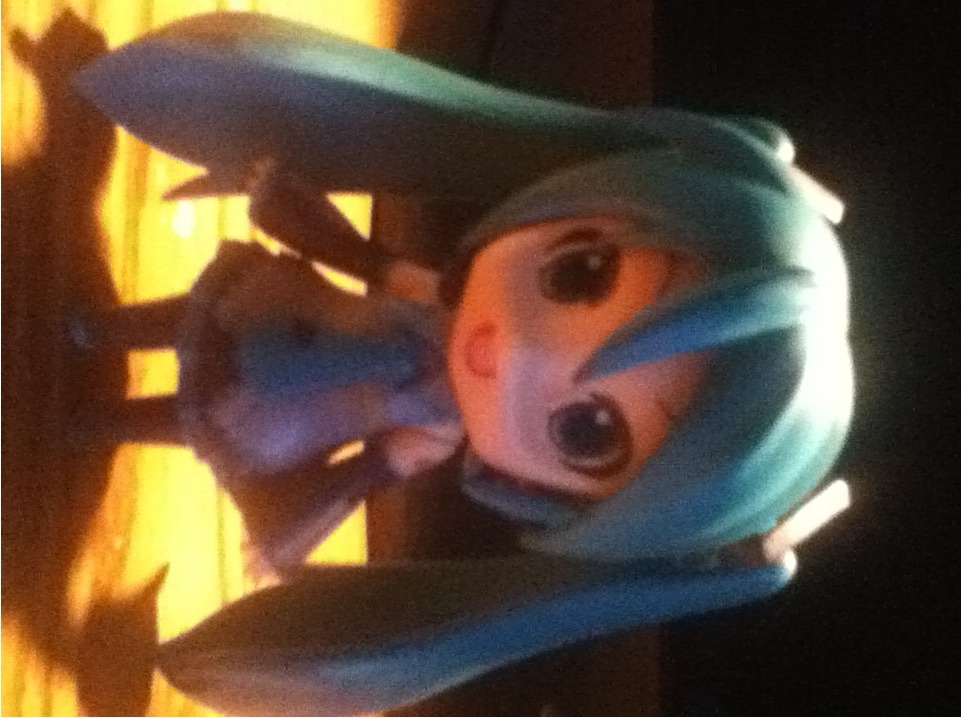 dashingicecream:   The Miku to your Luka~  OMIGOSH ahahaha perfect♥  