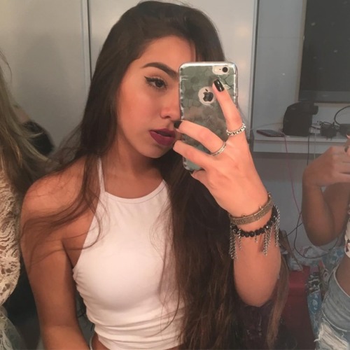 http://streetgrl.tumblr.com/post/157418356497