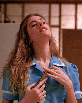 twilightly:Madchen Amick as Shelly Johnson ∙ Twin Peaks (1990)