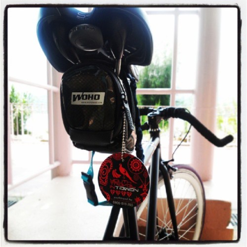 rovict:  放假走走. #fixie #fixedgear (at Tai Po Waterfront Park 大埔海濱公園)