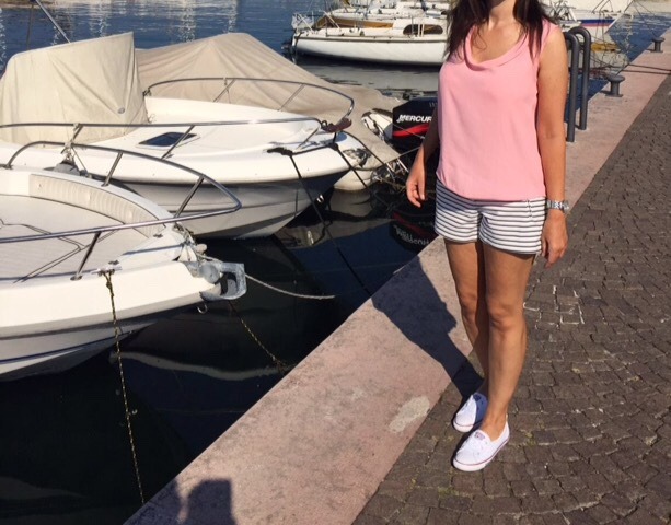 hot-soccermom:  Time for a boat 🚣🏾 trip with me? 💋😘💋😘💋🚣🏾👰💋