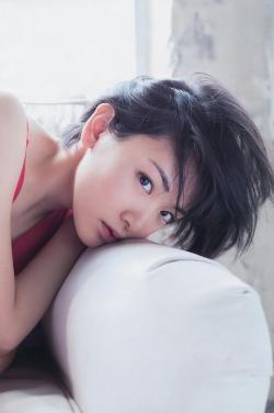 asiadreaming:    rina ikoma | 生駒里奈