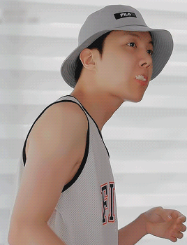 Hoseok In The Soop Ep.4 (cr. C_a_leaf, Seokjinyoongis)