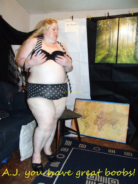 ajbbwqueen:   If you want to fuck me , book me! now accepting 2014 bookings be quick