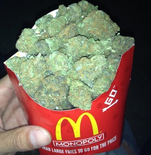 builttonstruggles:I don’t like McDonald’s.. but that is very acceptable 
