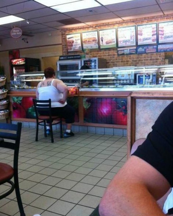thefrogman:  I’ve been seeing a lot of pictures like this lately. Overweight people