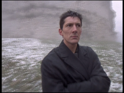 Methos screencaps * Not To BeYou know, I don’t know who or what you are, Methos.I love this final sc