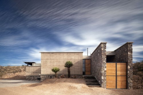 nonconcept:  The Cave in Pilares Project, located in Coahuila, Mexico by Studio Greenfield. (Photography: Adrian Llaguno)  Oh I really like this one!