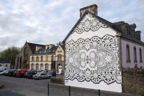 Porn photo itscolossal:  New Lace Street Art Created