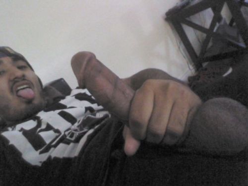 dopeboyshit:  http://dopeboyshit.tumblr.com/  So hot