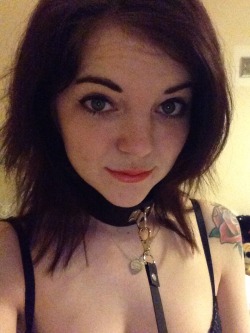 higgleton-d0pe:  Last photo I swear.. But so happy with my new collar! ;D