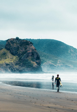 surf4living:  Heading out | New ZealandPh: Ben McKinnon