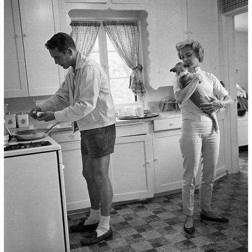 Paul Newman and Joanne Woodward in the Kitchen of their Beverly Hills Home1958