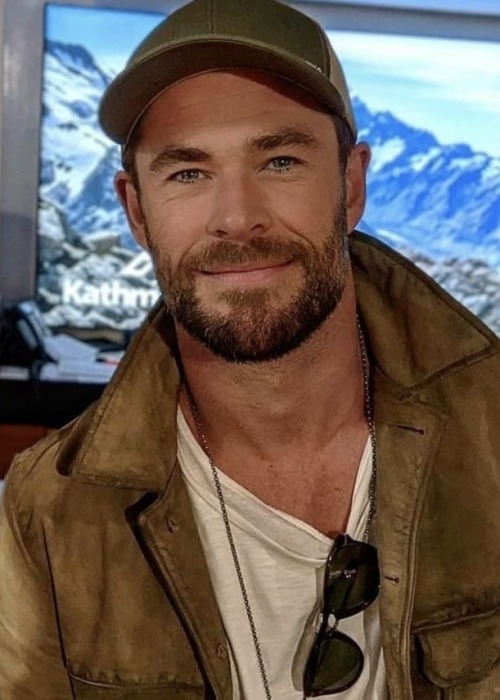 chris hemsworth