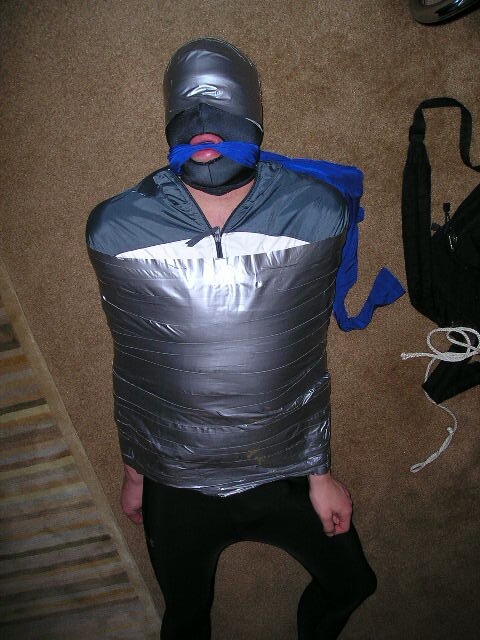 https://lovetapebondage.tumblr.com/post/135861898661