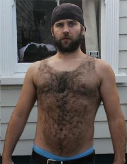 fortheloveofhairy:  If you’re this hairy