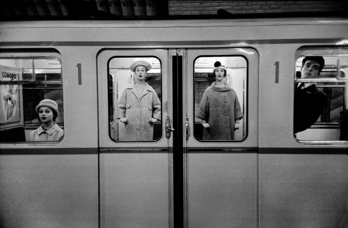 (above)Skyline, 1992Rodney Smith (American; 1947–2016)(below)Metro Parisien, 1958Frank Horvat (Itali