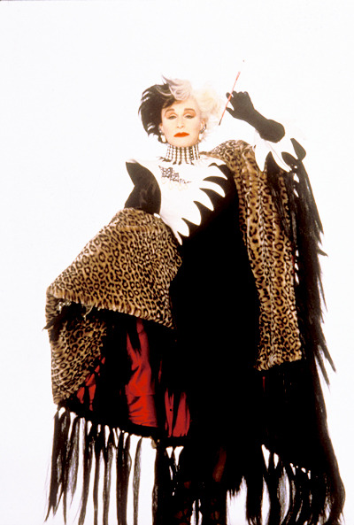 mabellonghetti:Promotional pics of Glenn Close as Cruella De Vil in 101 Dalmatians (1996). Costumes 