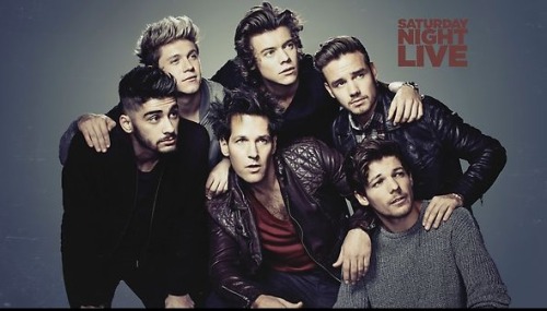 that-regular-chick: How come SNL took better pix of 1D ironically than 1D’s team takes on pur