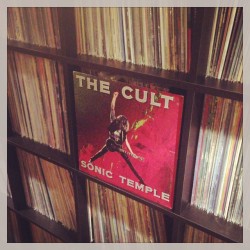 vinylpairings:  😎#nowspinning #thecult #sonictemple #vinyl #recordcollection #firewoman #awesome 1989 