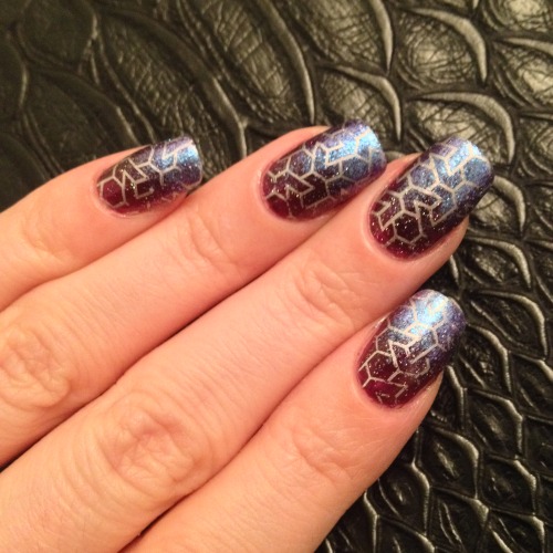 entelechyengine:  roxy-horror:  gradient stamping using the BC-10 plate <3 also featuring my home